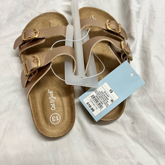 Sandals - Picture 2 of 6